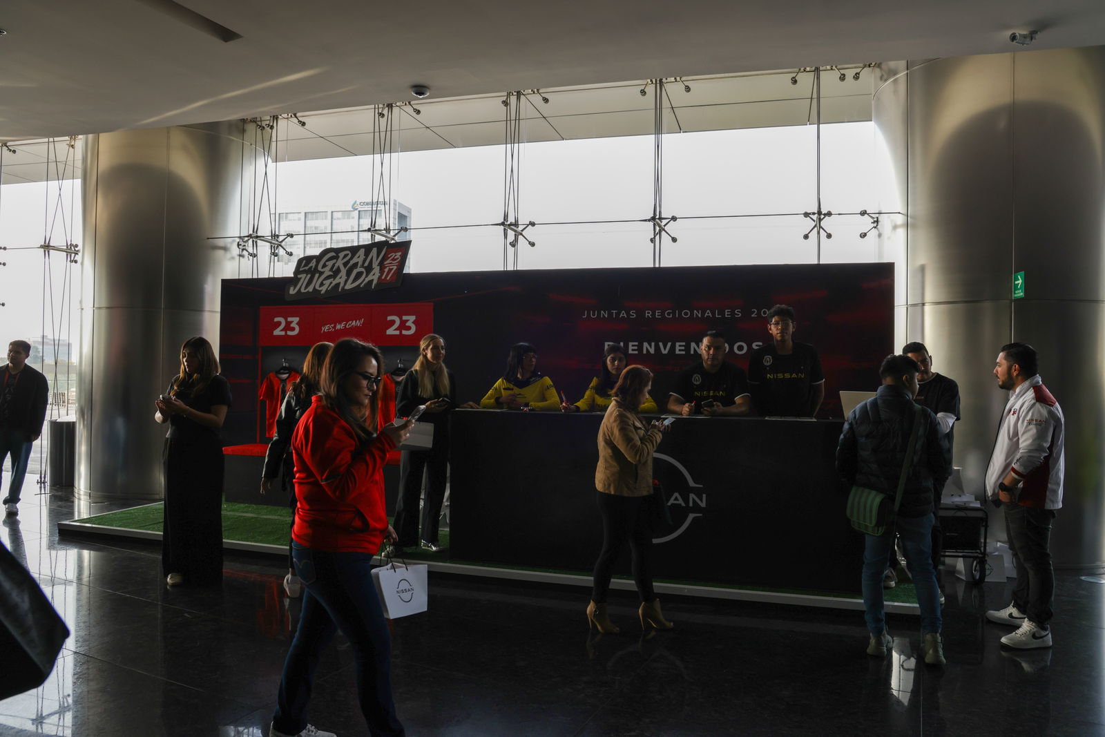 Nissan Gallery