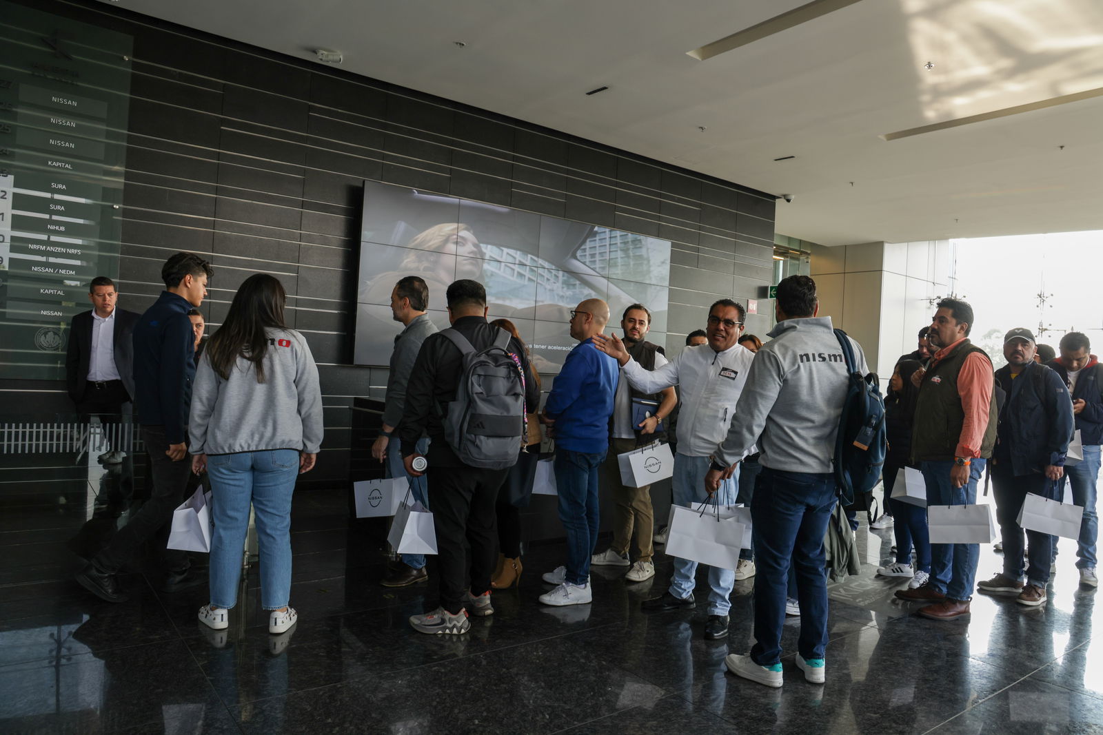 Nissan Gallery