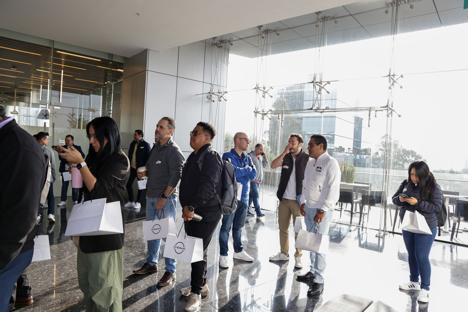 Nissan Gallery