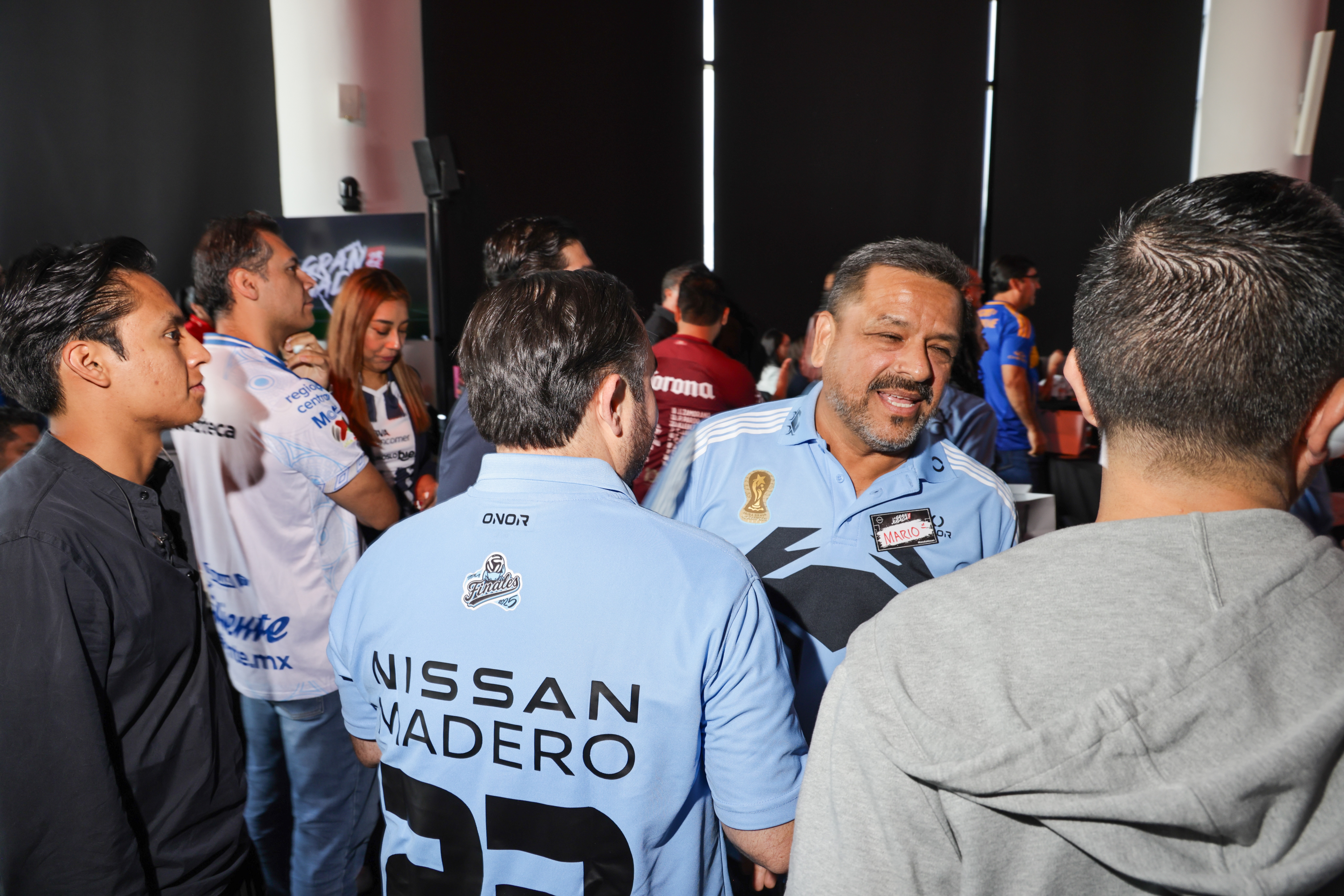 Nissan Gallery