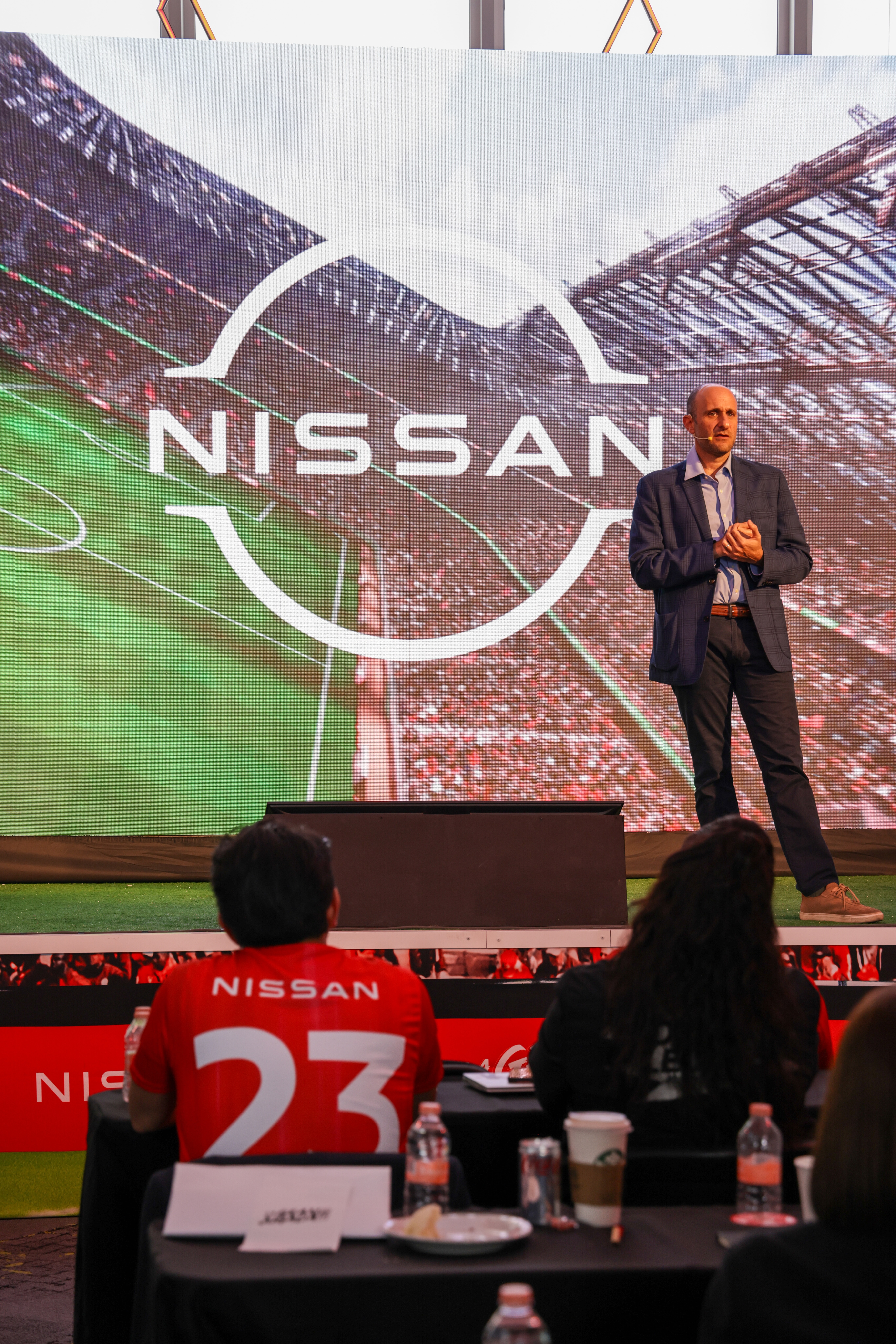 Nissan Gallery