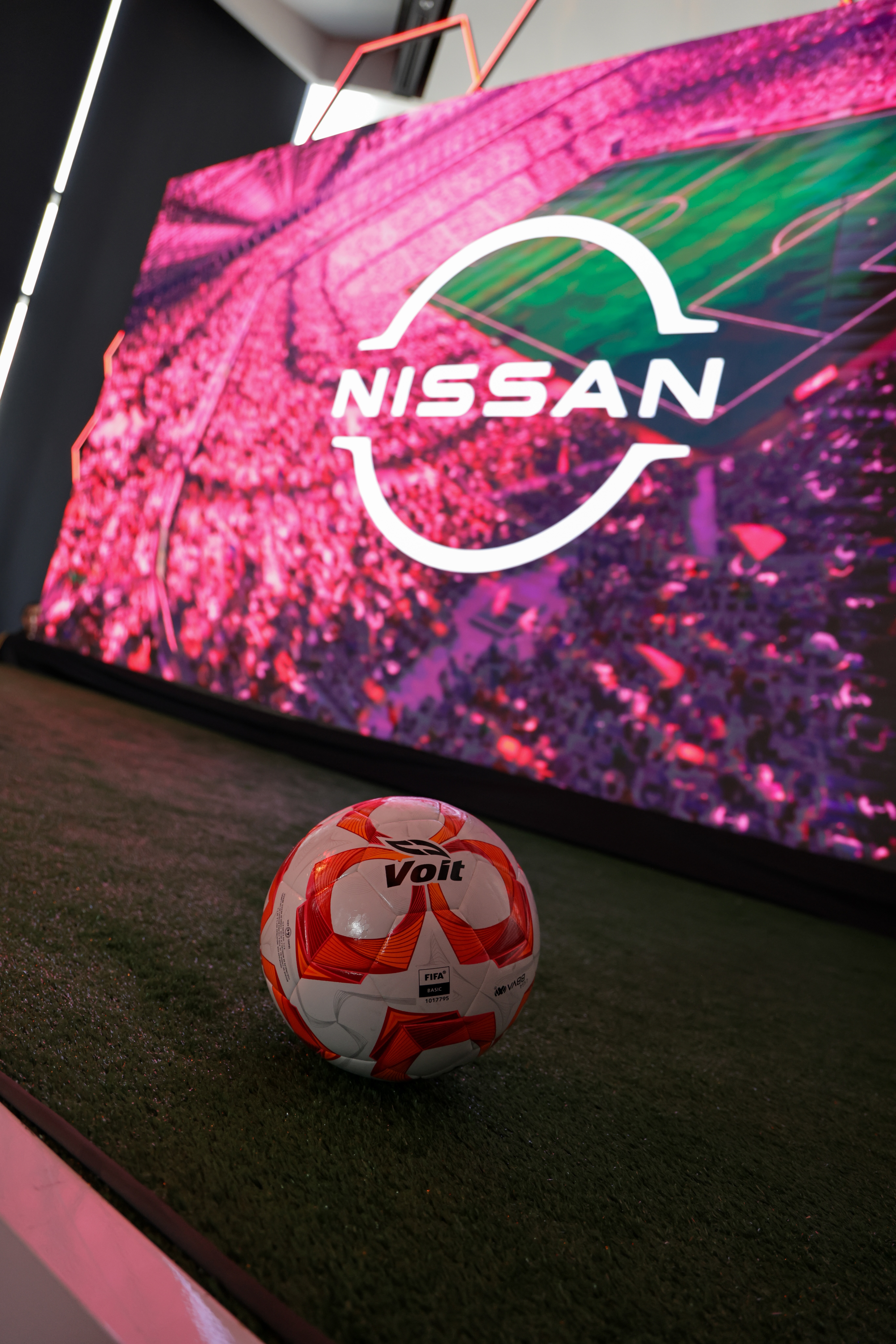 Nissan Gallery