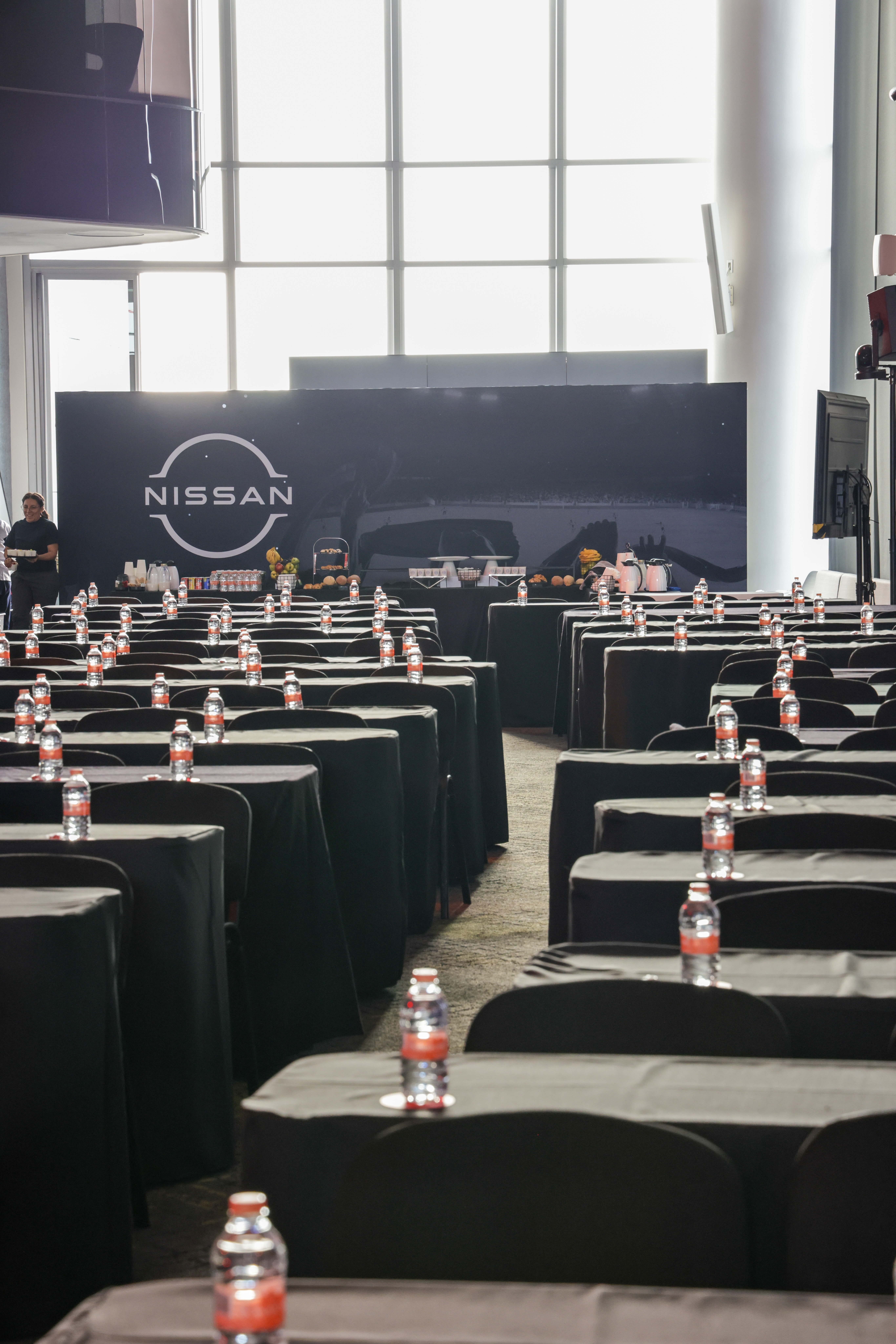 Nissan Gallery