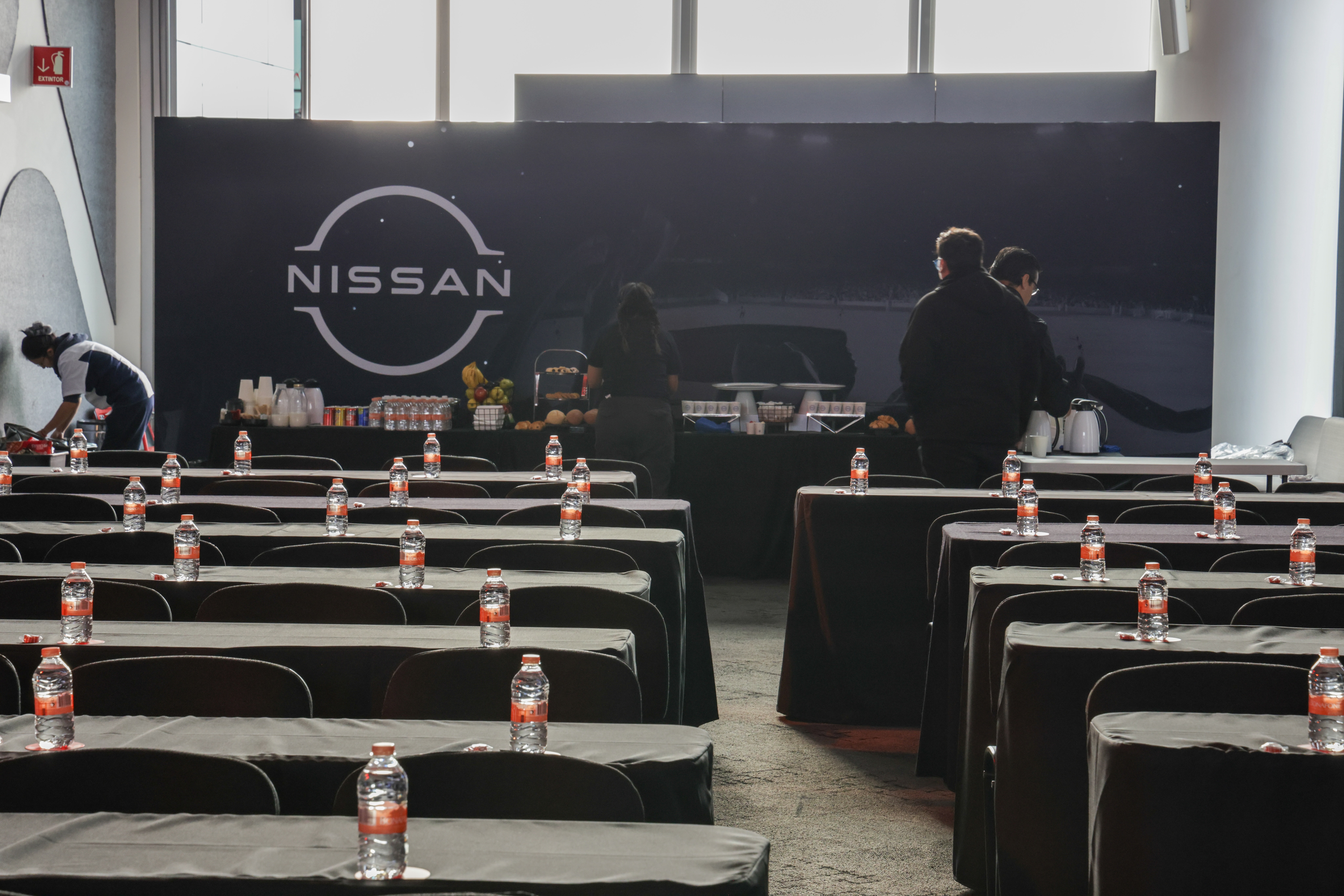 Nissan Gallery